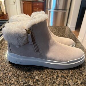 Cole Haan Grandpro Rally W20169 Women's  Faux-Shearling Hiking Bootie Size 9